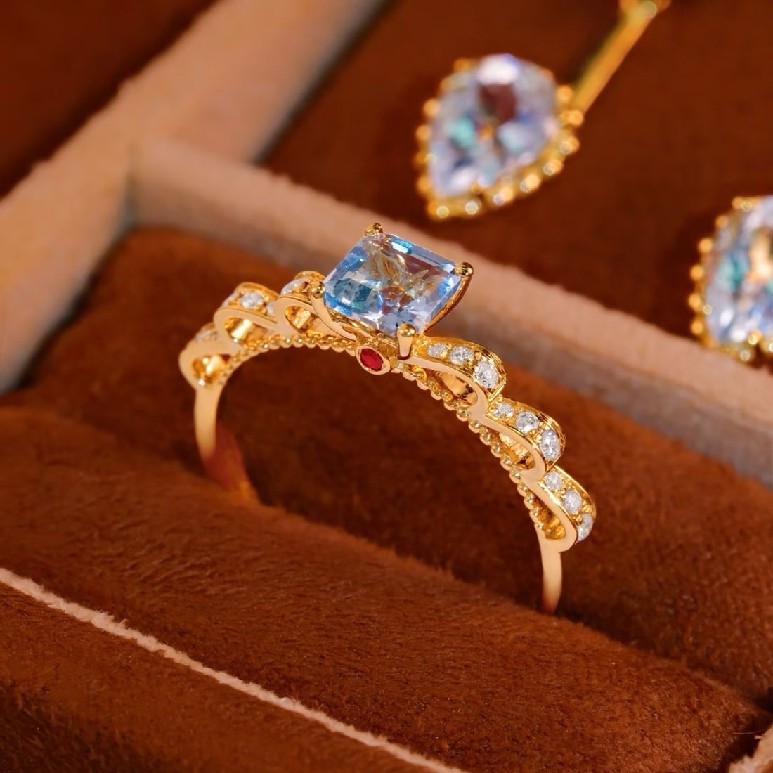 14k Gold 0.71 Ctw Natural Aquamarine & Diamond Ring - 2