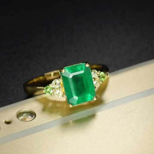 14k Gold 1.77 Ctw Natural Emerald & Diamond Ring - 5