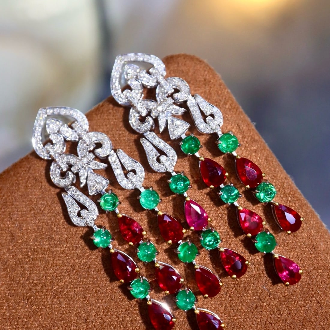 14k Gold 5.27 Ctw Natural Emerald & Ruby & Diamond Earrings - 7