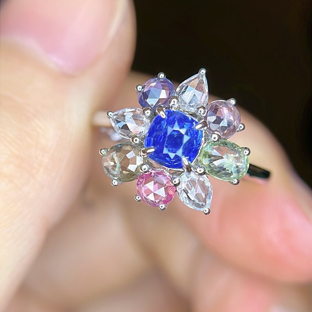 14k Gold 2.25 Ct Natural Sapphire Ring - 2
