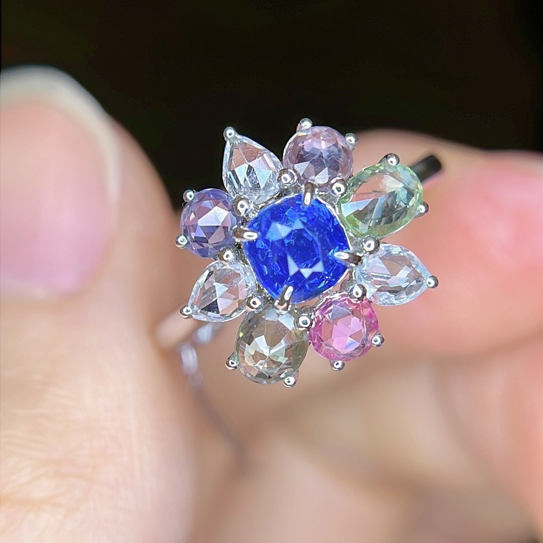 14k Gold 2.25 Ct Natural Sapphire Ring - 3