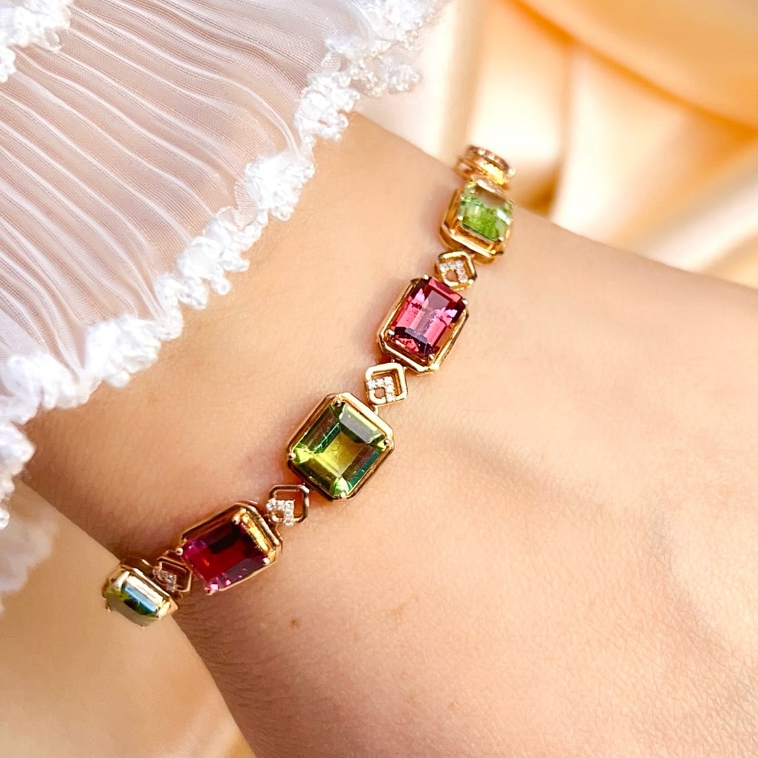 14k Gold 6.1 Ct Natural Tourmaline & Diamond Bracelet - 2
