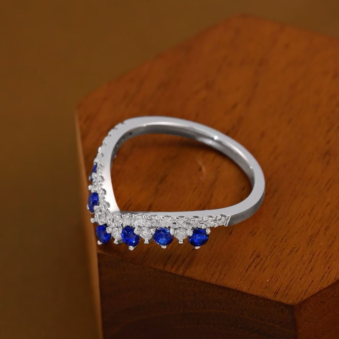 14k Gold 0.65 Ctw Natural Sapphire & Diamond Ring - 2