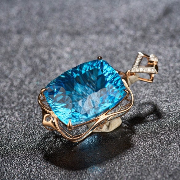 14k Gold 20.3 Ct Natural Topaz & Diamond Pendant( Without Chain ) - 7