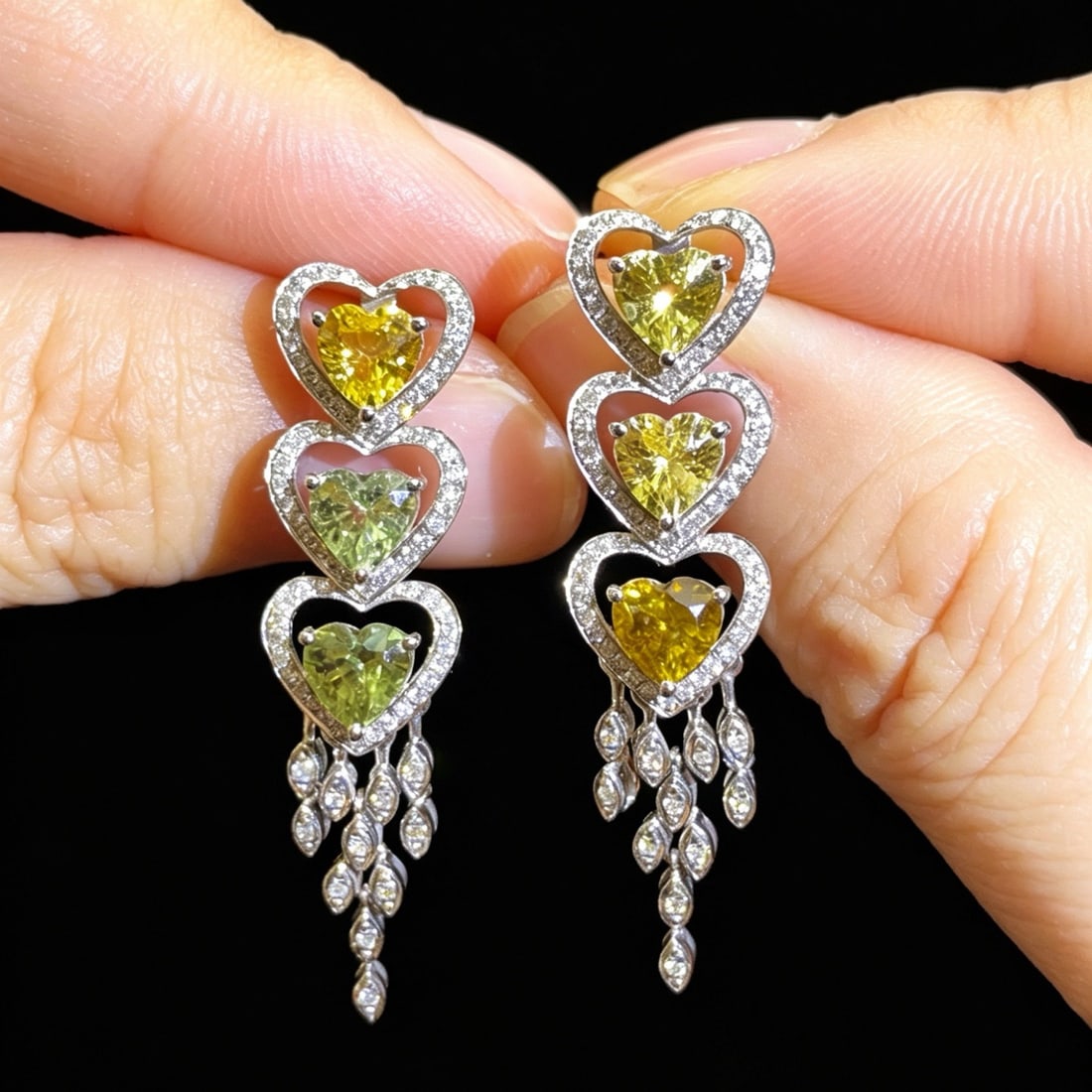 14k Gold 3.95 Ctw Natural Sapphire & Diamond Earrings: Ref:231185202 // gold content:14k gold // main gemstone:sapphire // shape:heart // carat weight:3. 48ct // color:color // treatment:natural // // adjacent gemstone 2 : diamond // shape:round // carat