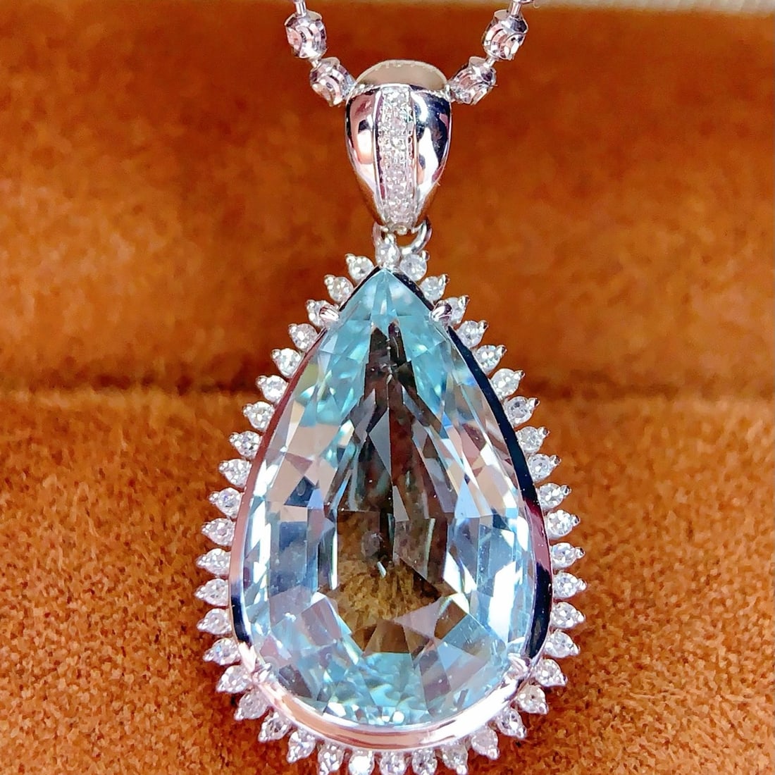 14k Gold 10.20 Ct Natural Aquamarine & Diamond Pendant( Without Chain ) - 6