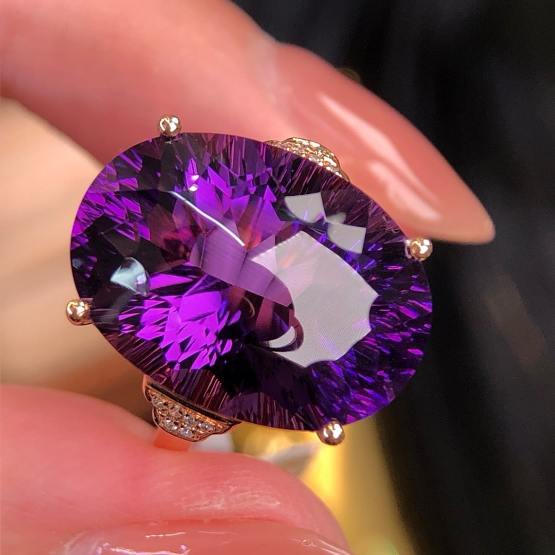 14k Gold 14.60 Ct Natural Amethyst & Diamond Ring - 3