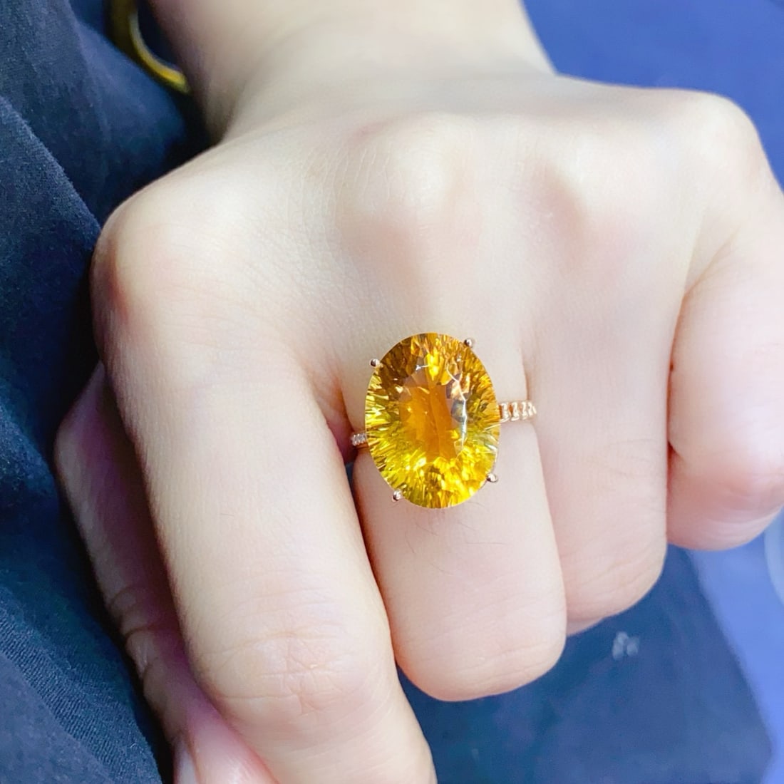 14k Gold 9.62 Ctw Natural Citrine & Diamond Ring - 4