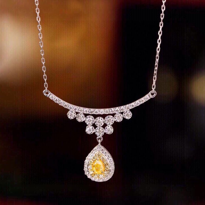 14k Gold 0.38 Ctw Natural Yellow Diamond & Diamond Necklace: Ref:231185230 // gold content:14k gold // main gemstone:yellow diamond // shape:pear // carat weight:0. 1ct // color:yellow // treatment:natural // // adjacent gemstone 2 : diamond // shape:round //