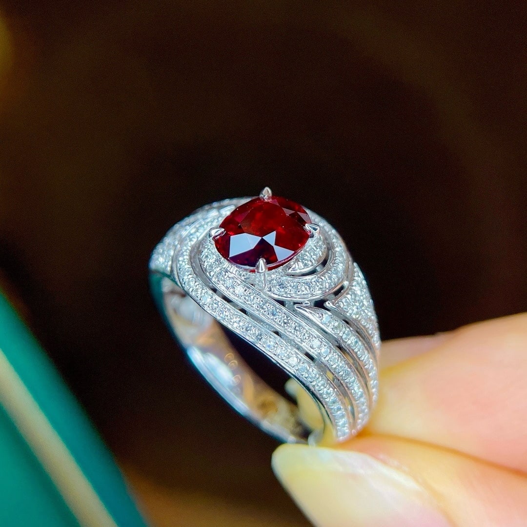 14k Gold 1.69 Ctw Natural Ruby & Diamond Ring - 3