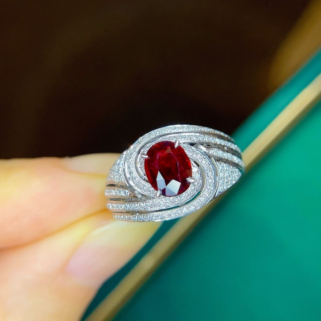 14k Gold 1.69 Ctw Natural Ruby & Diamond Ring - 5