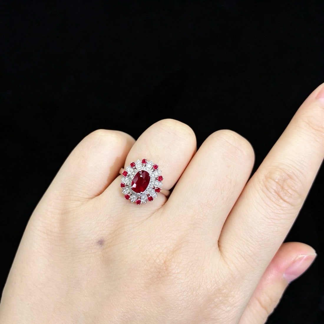 14k Gold 1.25 Ctw Natural Ruby & Diamond Ring - 6
