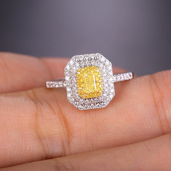 14k Gold 0.60 Ctw Natural Yellow Diamond & Diamond Ring - 5