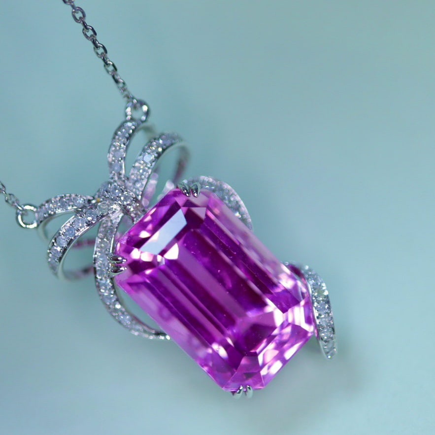 14k Gold 15.83 Ctw Natural Kunzite & Diamond Necklace - 5