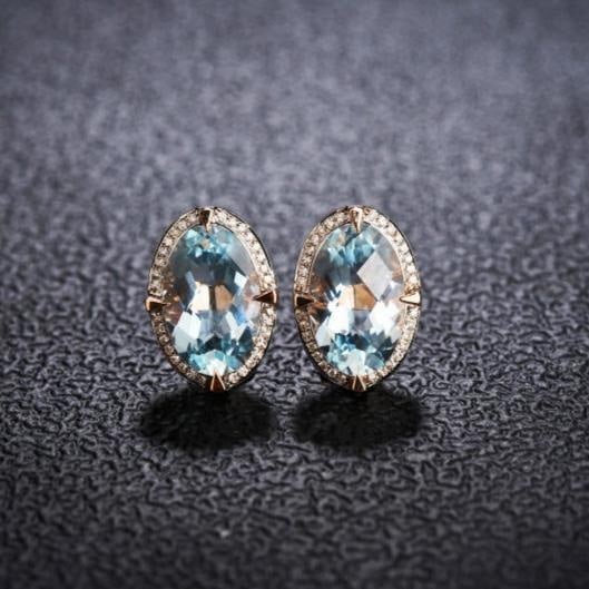 14k Gold 3.66 Ct Natural Aquamarine & Diamond Earrings: Ref:231186018 // gold content:14k gold // main gemstone:aquamarine // shape:oval // carat weight:3. 66ct // color:blue // treatment:natural // // adjacent gemstone 2 : diamond // shape:round //