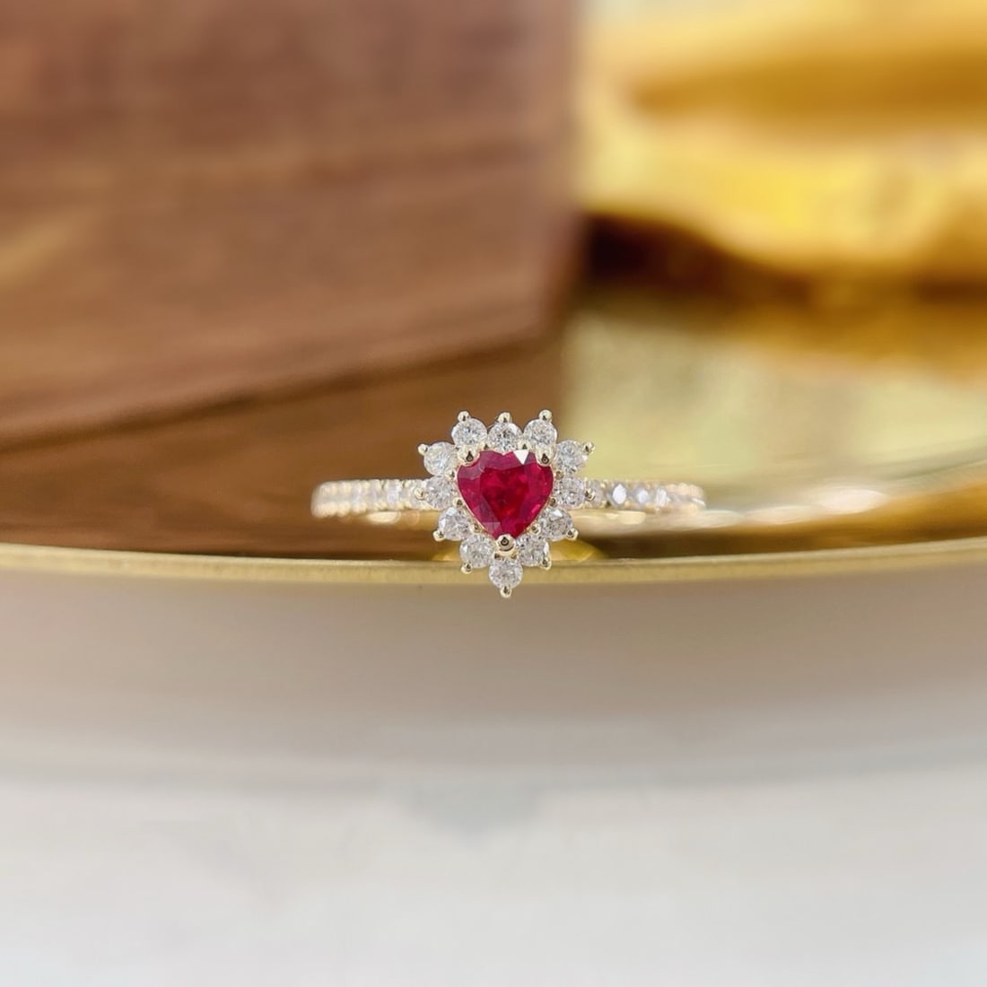 14k Gold 0.46 Ctw Natural Ruby & Diamond Ring: Ref:231186030 // gold content:14k gold // ring size:7. 25us // // main gemstone:ruby // shape:heart // carat weight:0. 21ct // color:red // treatment:natural // // adjacent gemstone 2 : diamond //