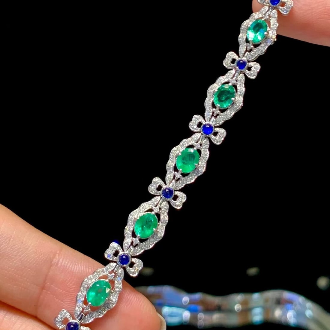 14k Gold 3 Ct Natural Emerald & Diamond & Sapphire Bracelet - 2
