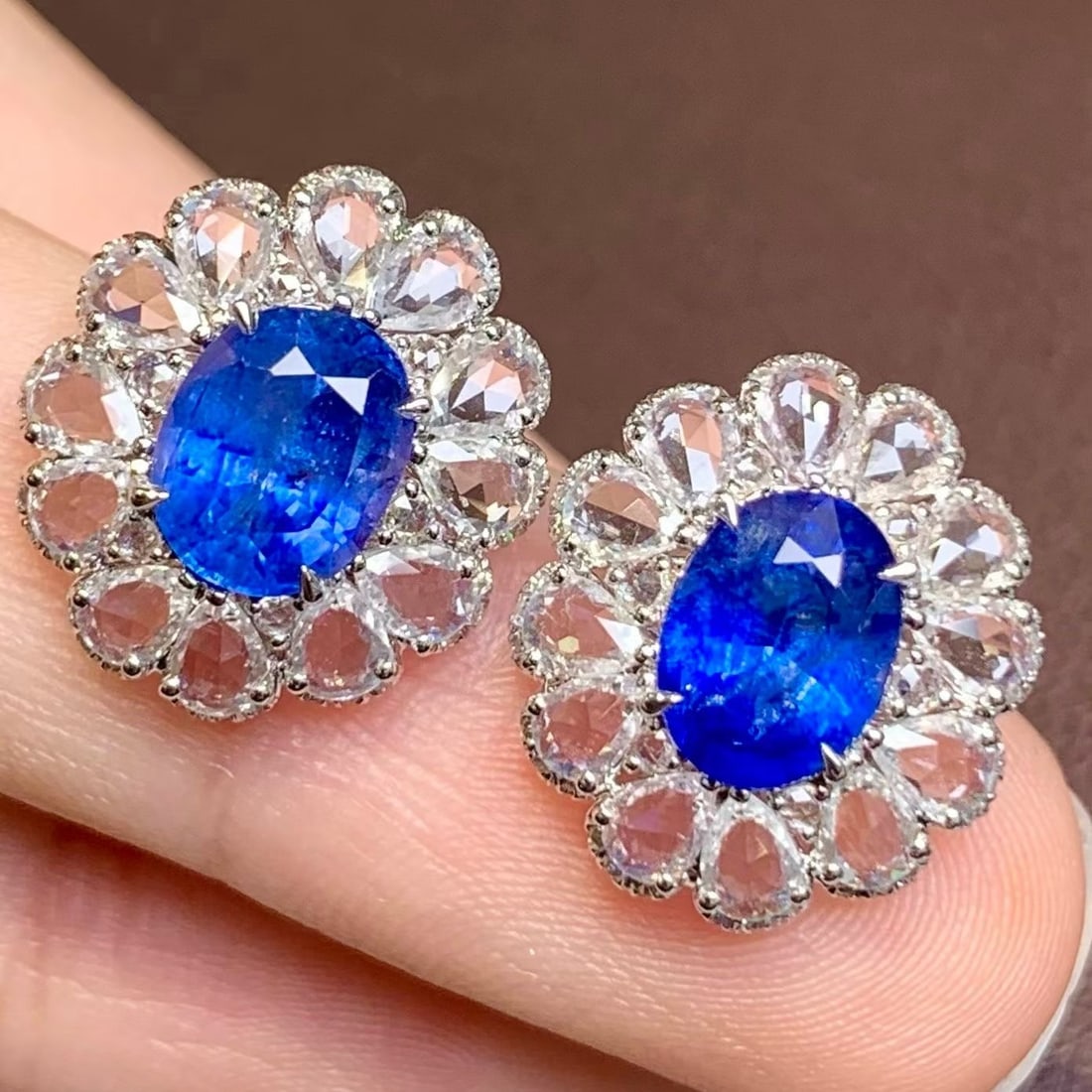 14k Gold 3.2 Ct Vivid Blue Natural Sapphire & Sapphire & Diamond Earrings - 2