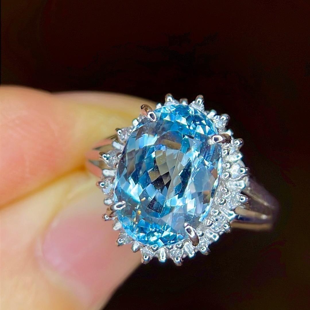 14k Gold 3.45 Ctw Natural Aquamarine & Diamond Ring: Ref:231186061 // gold content:14k gold // ring size:7. 25us // // main gemstone:aquamarine // shape:oval // carat weight:3. 31ct // color:blue // treatment:natural // // adjacent gemstone 2 : diamond
