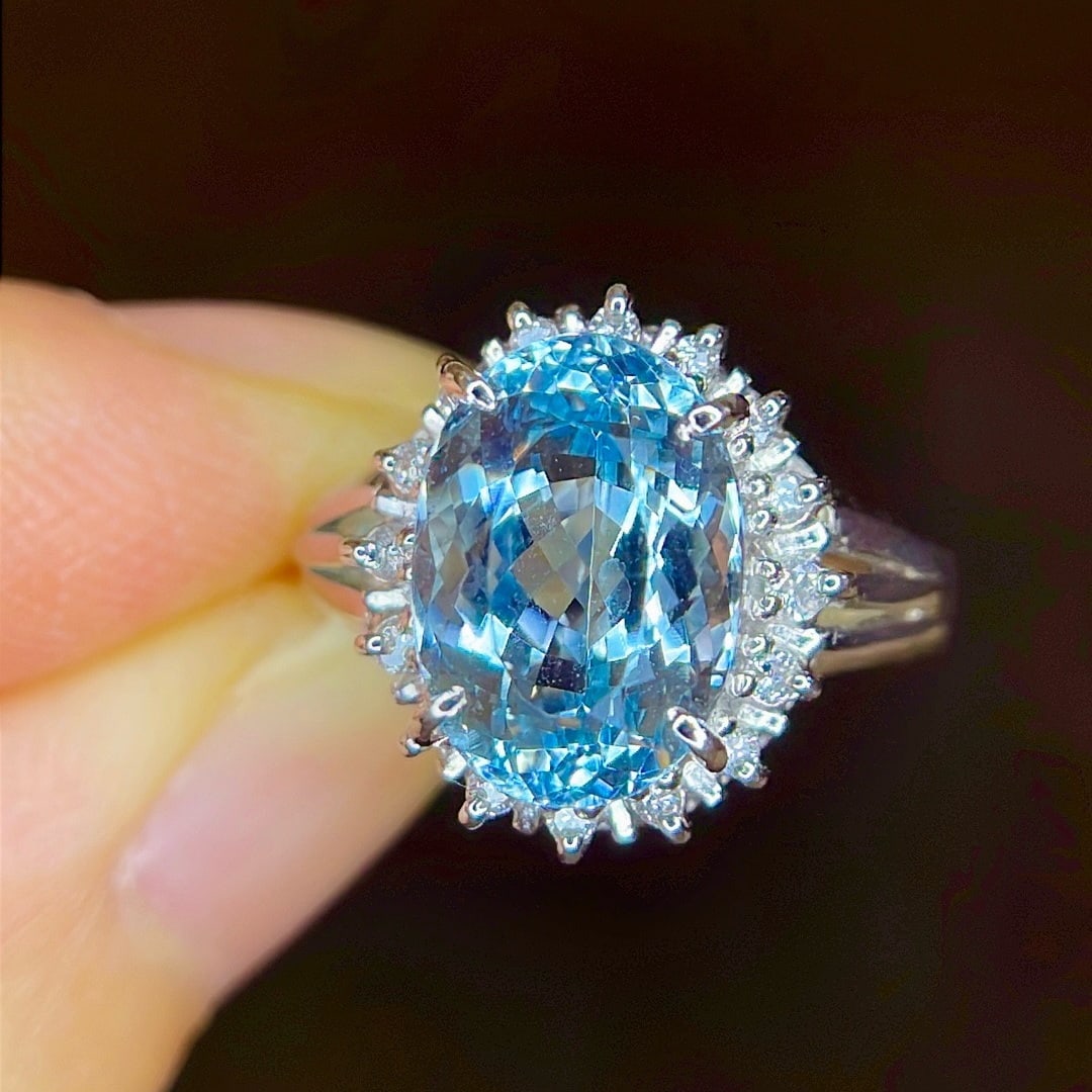 14k Gold 3.45 Ctw Natural Aquamarine & Diamond Ring - 4