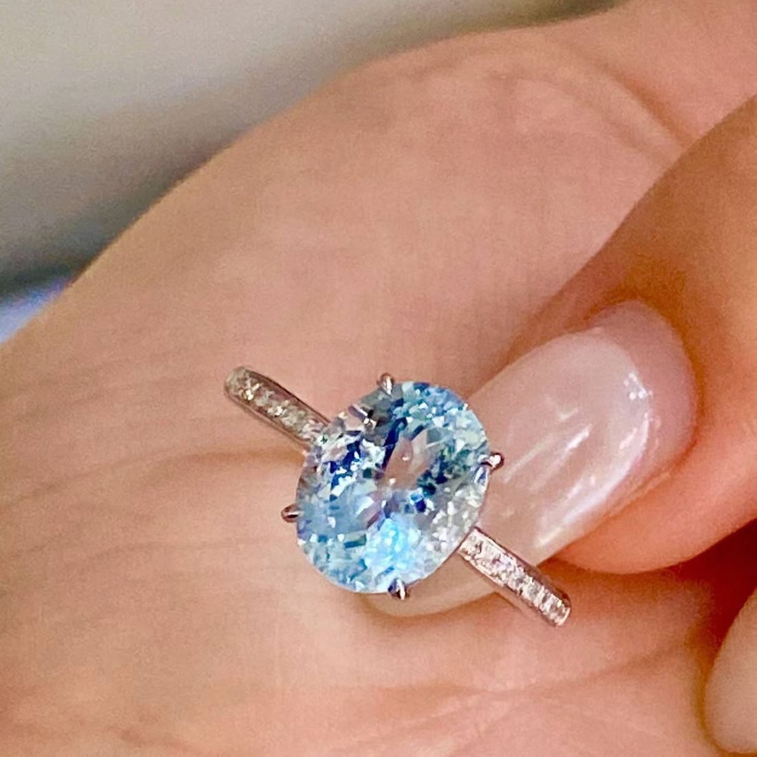 14k Gold 2.32 Ct Natural Aquamarine & Diamond Ring - 4
