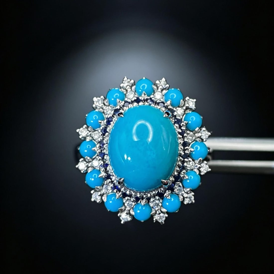 14k Gold 3.95 Ctw Natural Blue Turquoise & Diamond Ring: Ref:231186067 // gold content:14k gold // ring size:7. 25us // // main gemstone:blue turquoise // shape:oval // carat weight:3. 75ct // color:blue // treatment:natural // // adjacent gemstone 2 : diam