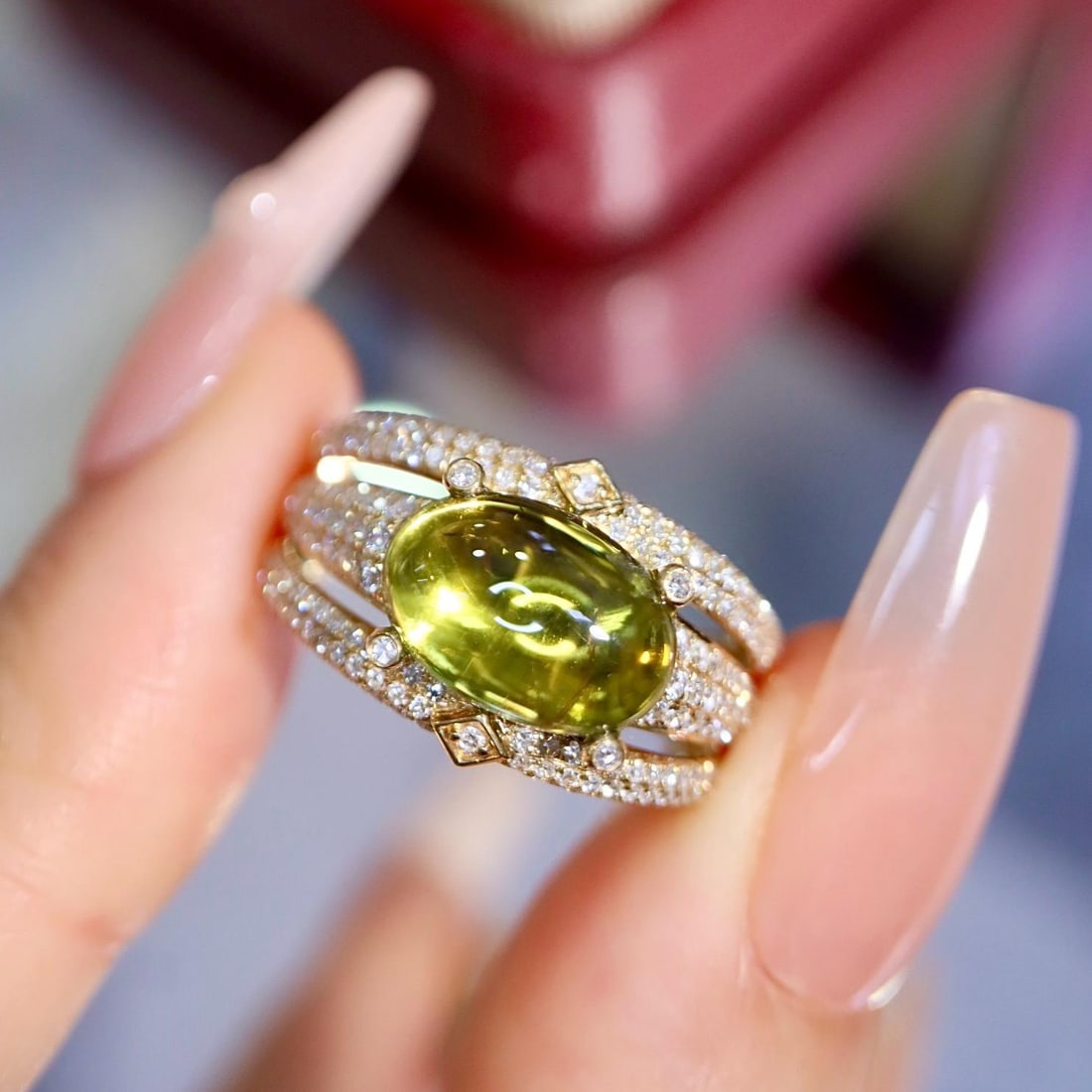 14k Gold 3.54 Ctw Natural Tourmaline & Diamond Ring: Ref:231186068 // gold content:14k gold // ring size:7. 25us // // main gemstone:tourmaline // shape:oval // carat weight:2. 94ct // color:green // treatment:natural // // adjacent gemstone 2 : diamond