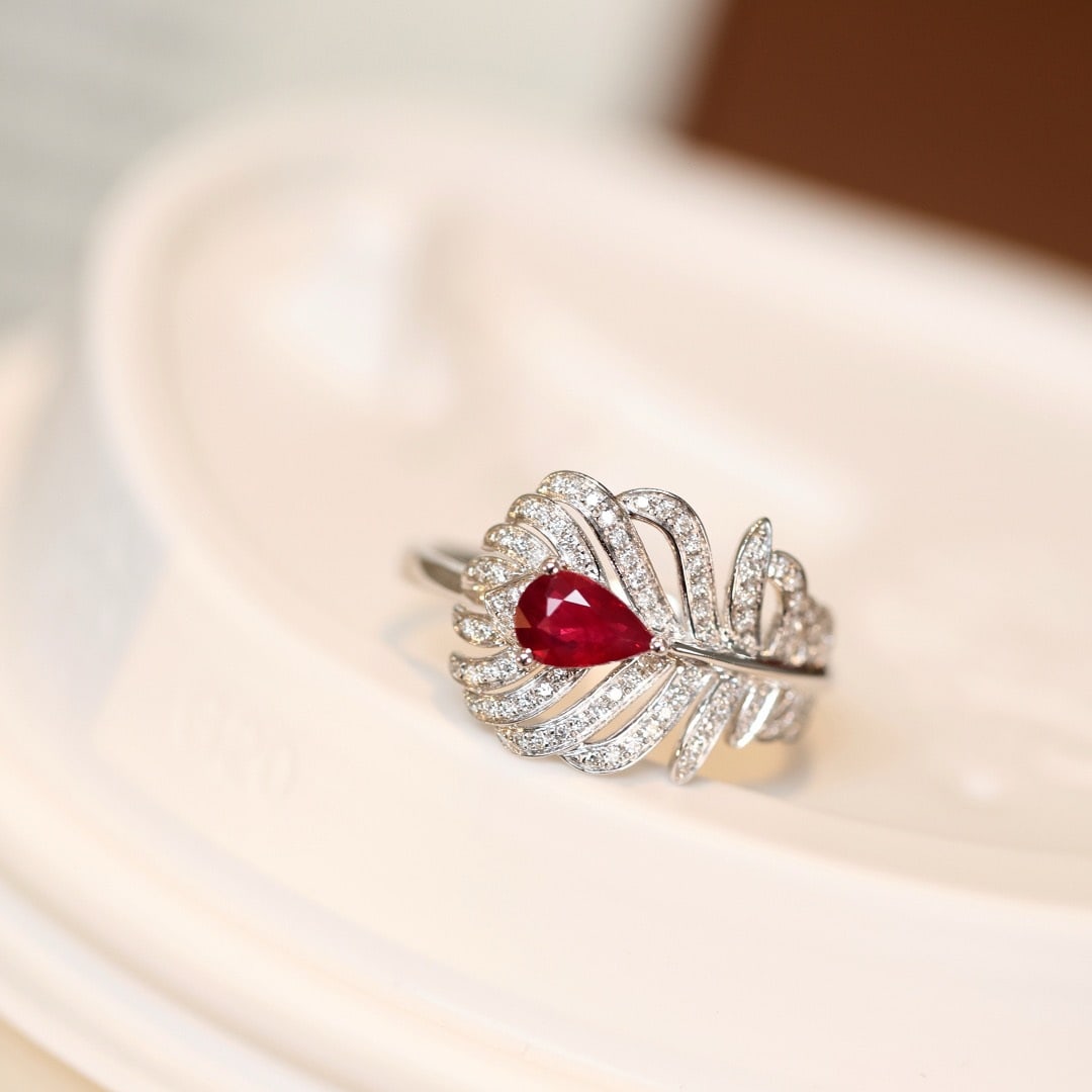 14k Gold 0.63 Ctw Natural Ruby & Diamond Ring - 3