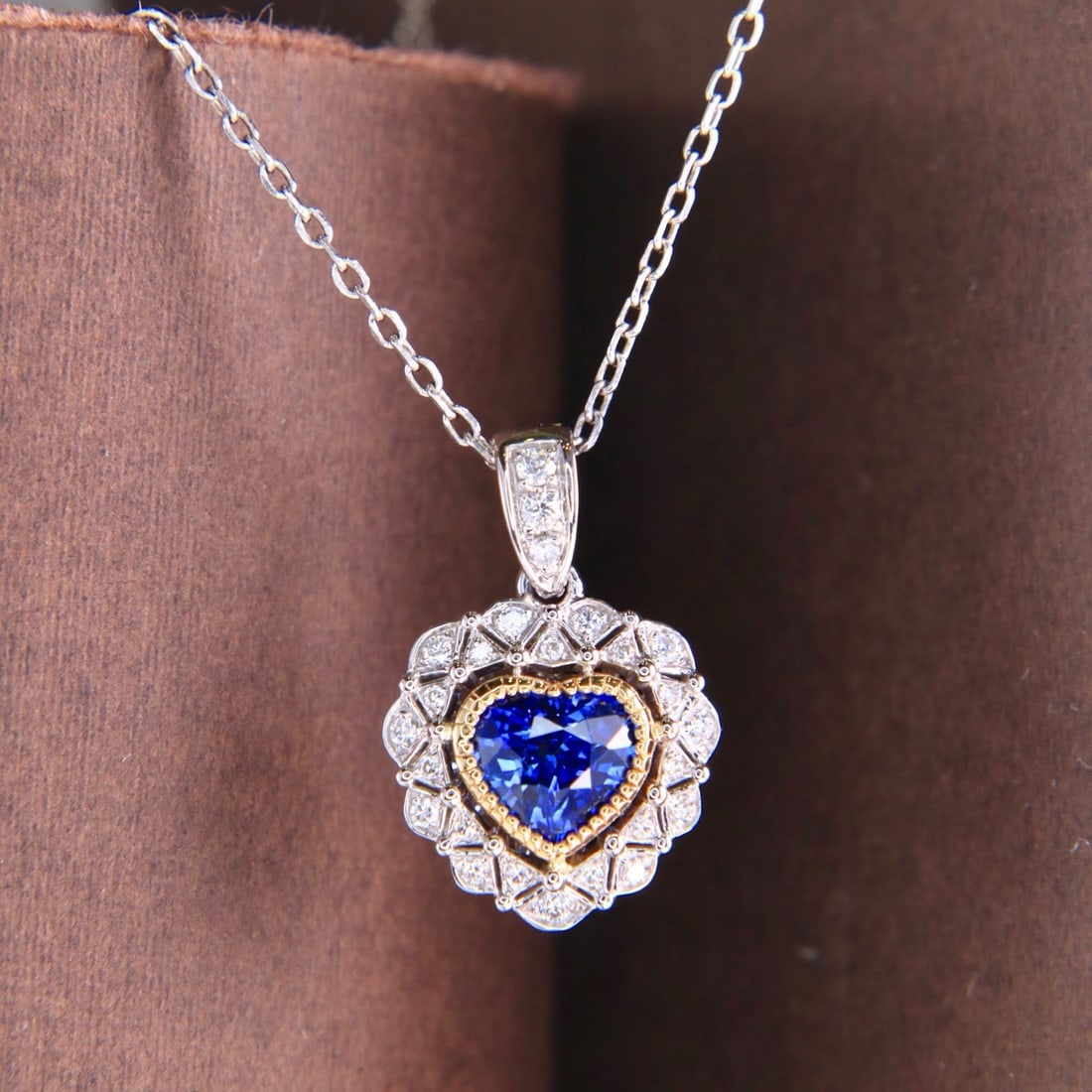 14k Gold 1.14 Ctw Natural Sapphire & Diamond Necklace - 6