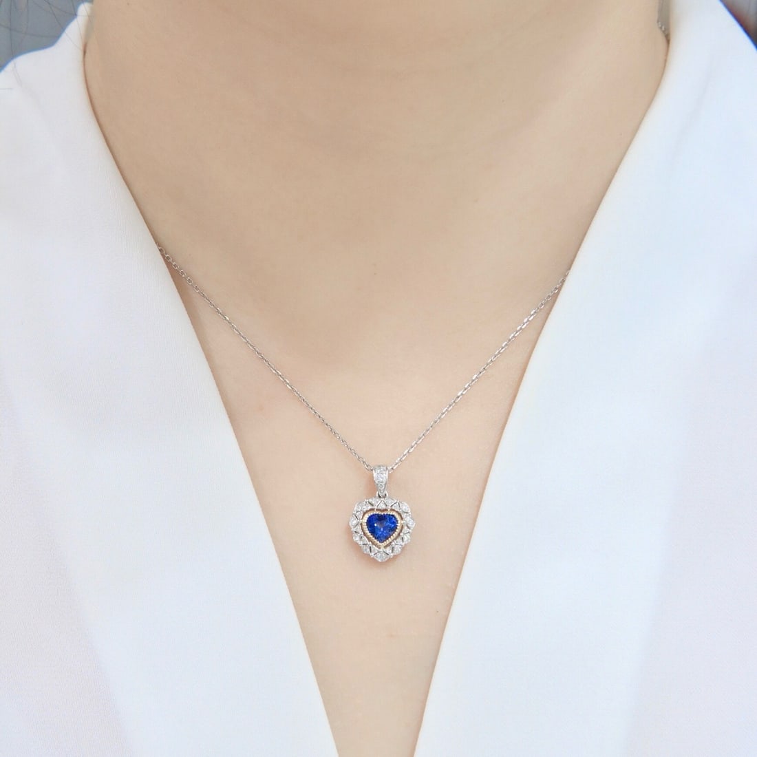14k Gold 1.14 Ctw Natural Sapphire & Diamond Necklace - 8
