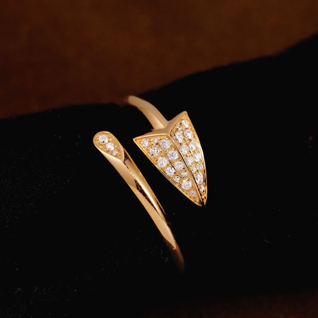 14k Gold 0.17 Ct Natural H Diamond Ring: Ref:231186093 // gold content:14k gold // ring size:7. 25us // // main gemstone:diamond // shape:round // carat weight:0. 17ct // clarity grade:vs-si // color:h // treatment:natural // cut grade:g //