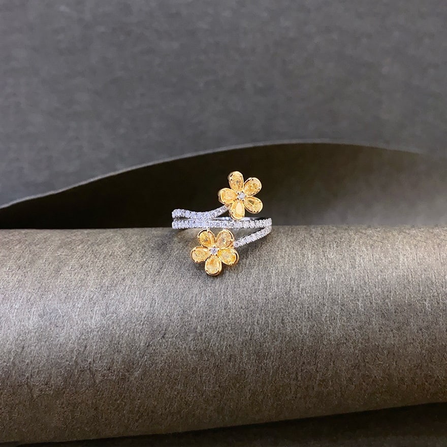 14k Gold 1.00 Ctw Natural Yellow Diamond & Diamond & Flowers Ring - 2