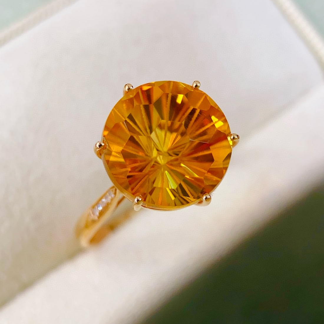 14k Gold 7.28 Ctw Natural Citrine & Diamond Ring: Ref:231186114 // gold content:14k gold // ring size:7. 25us // // main gemstone:citrine // shape:round // carat weight:7. 25ct // color:yellow // treatment:natural // cut grade:g // // adjacent