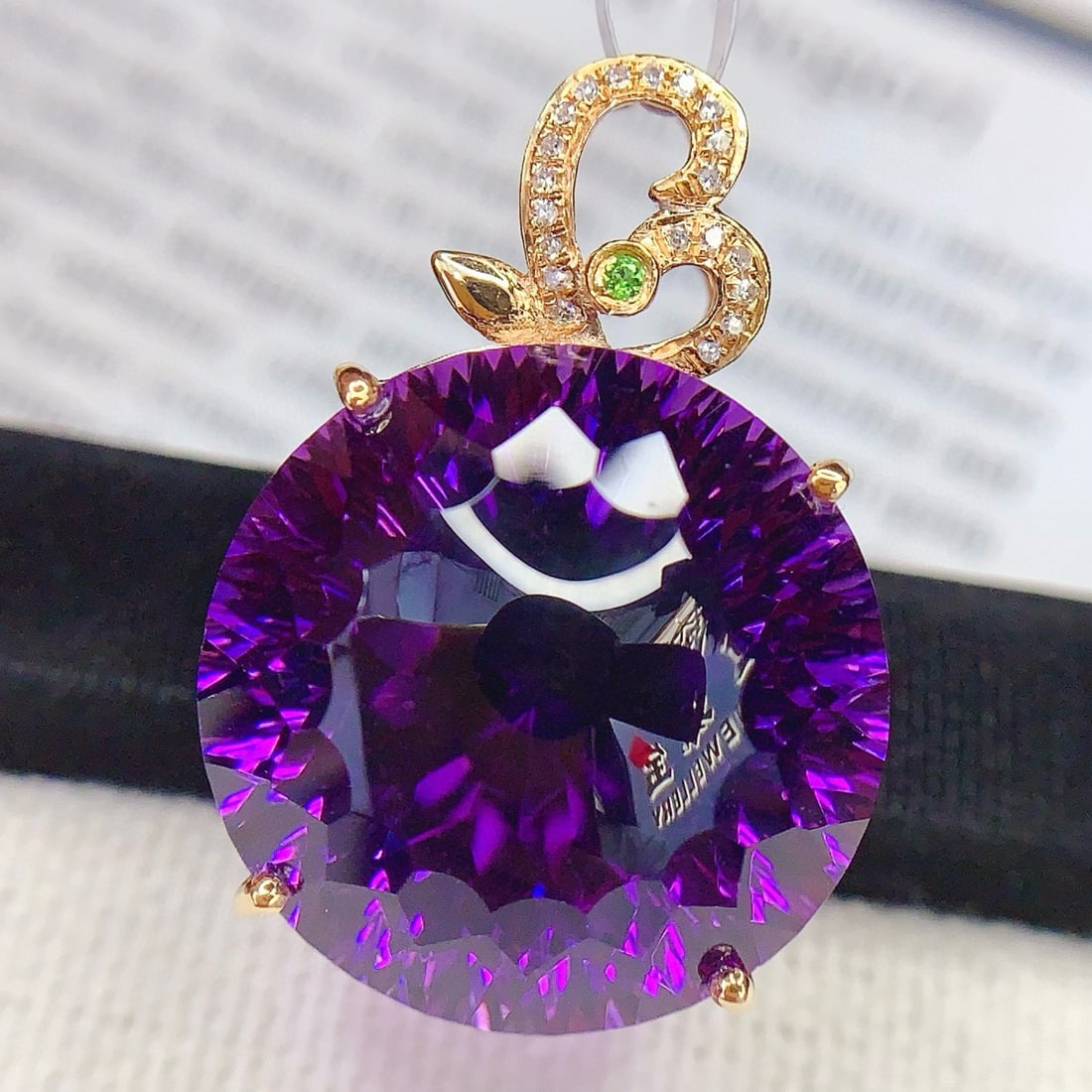 14k Gold 23.6 Ct Natural Amethyst & Diamond Pendant( Without Chain ): Ref:231186116 // gold content:14k gold // main gemstone:amethyst // shape:round // carat weight:23. 6ct // color:purple // treatment:natural // cut grade:g // // adjacent gemstone 2 : diamond //