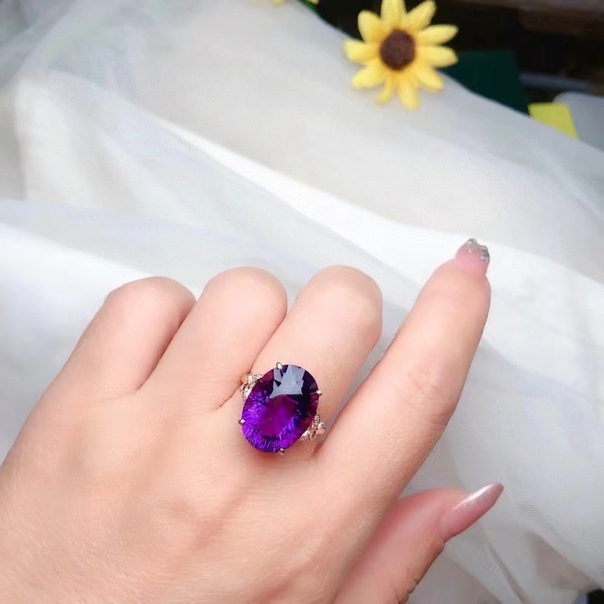 14k Gold 10.0 Ct Natural Amethyst & Diamond Ring - 2