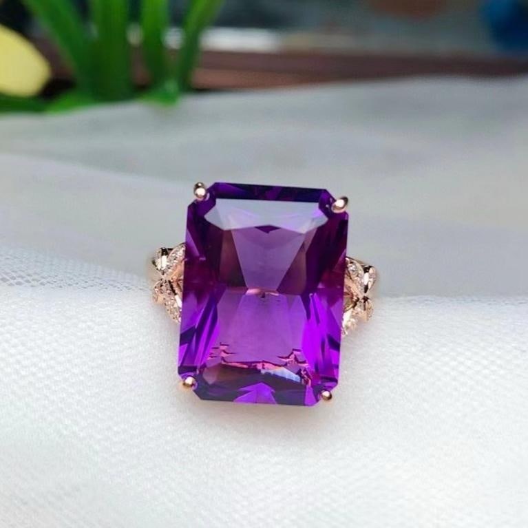 14k Gold 9.05 Ct Natural Amethyst & Diamond Ring: Ref:231186118 // gold content:14k gold // ring size:7. 25us // // main gemstone:amethyst // shape:octagonal // carat weight:9. 05ct // color:purple // treatment:natural // // adjacent gemstone 2 :