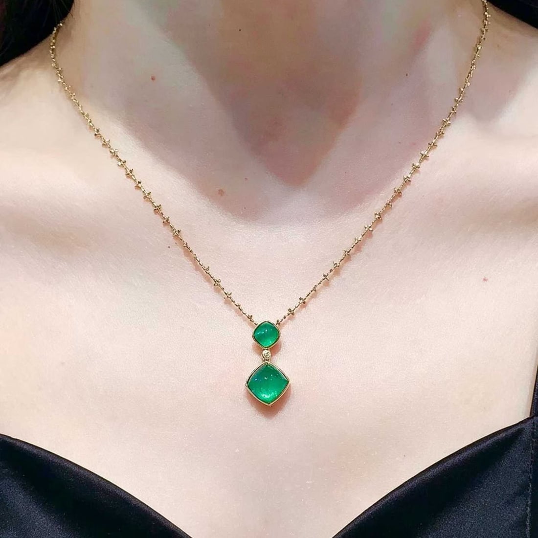14k Gold 3.02 Ct Natural Emerald & Diamond Pendant( Without Chain ) - 3