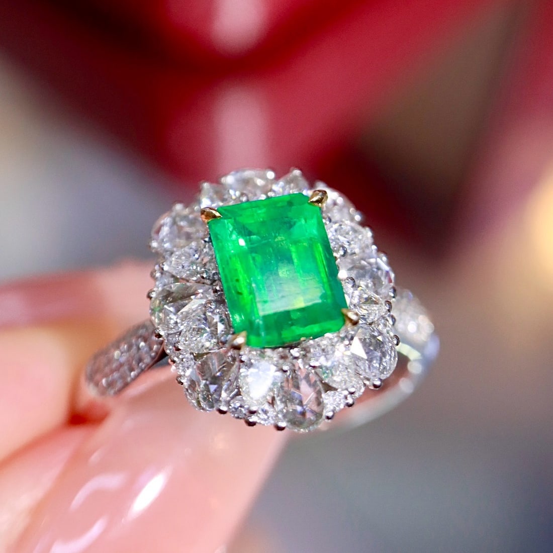 14k Gold 1.69 Ctw Natural Emerald & Diamond Ring - 5