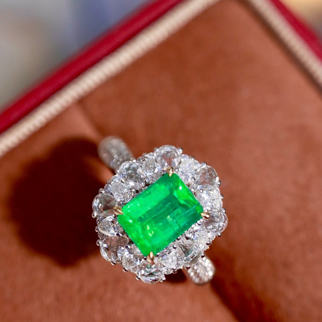 14k Gold 1.69 Ctw Natural Emerald & Diamond Ring - 8