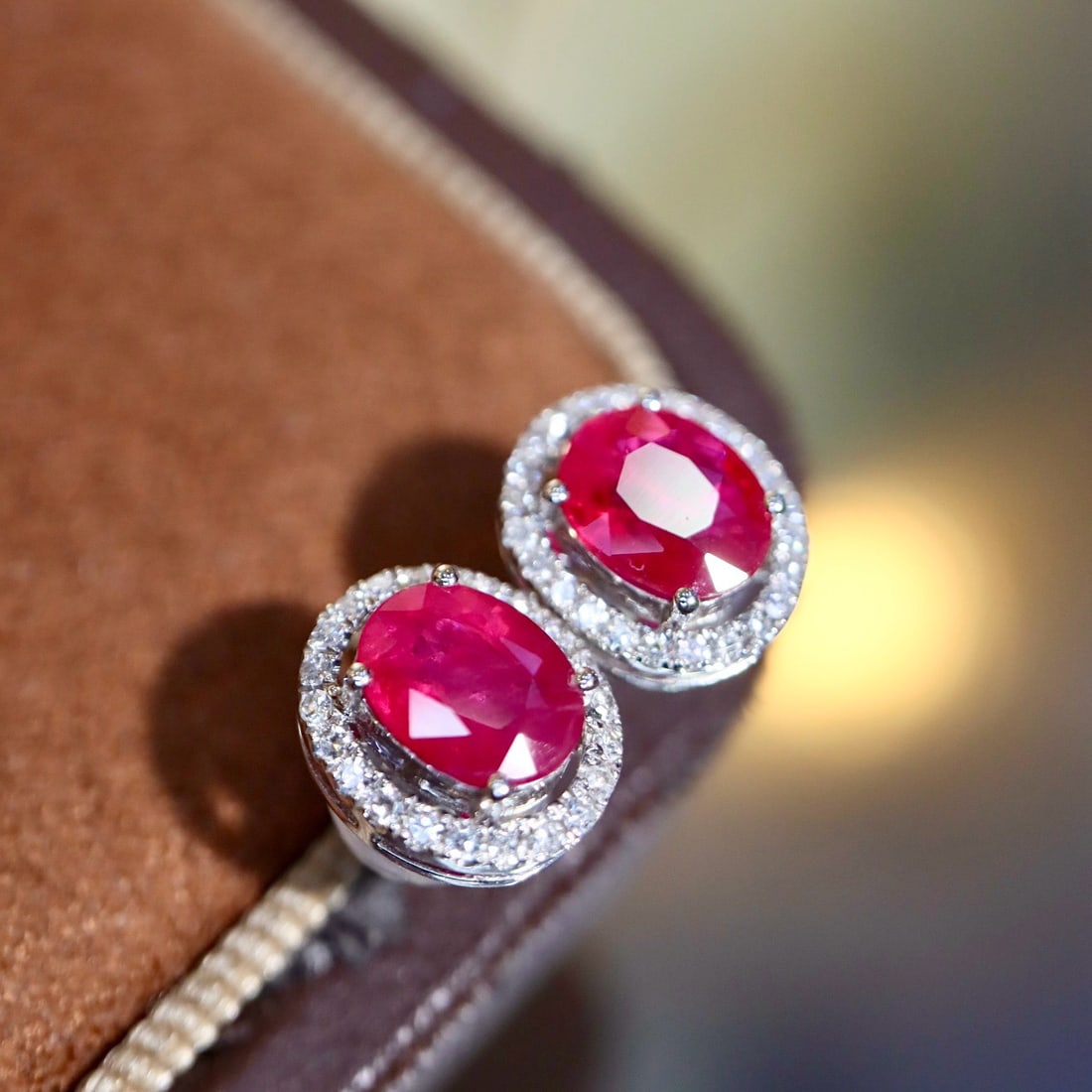 14k Gold 1.31 Ctw Natural Ruby & Diamond Earrings - 8