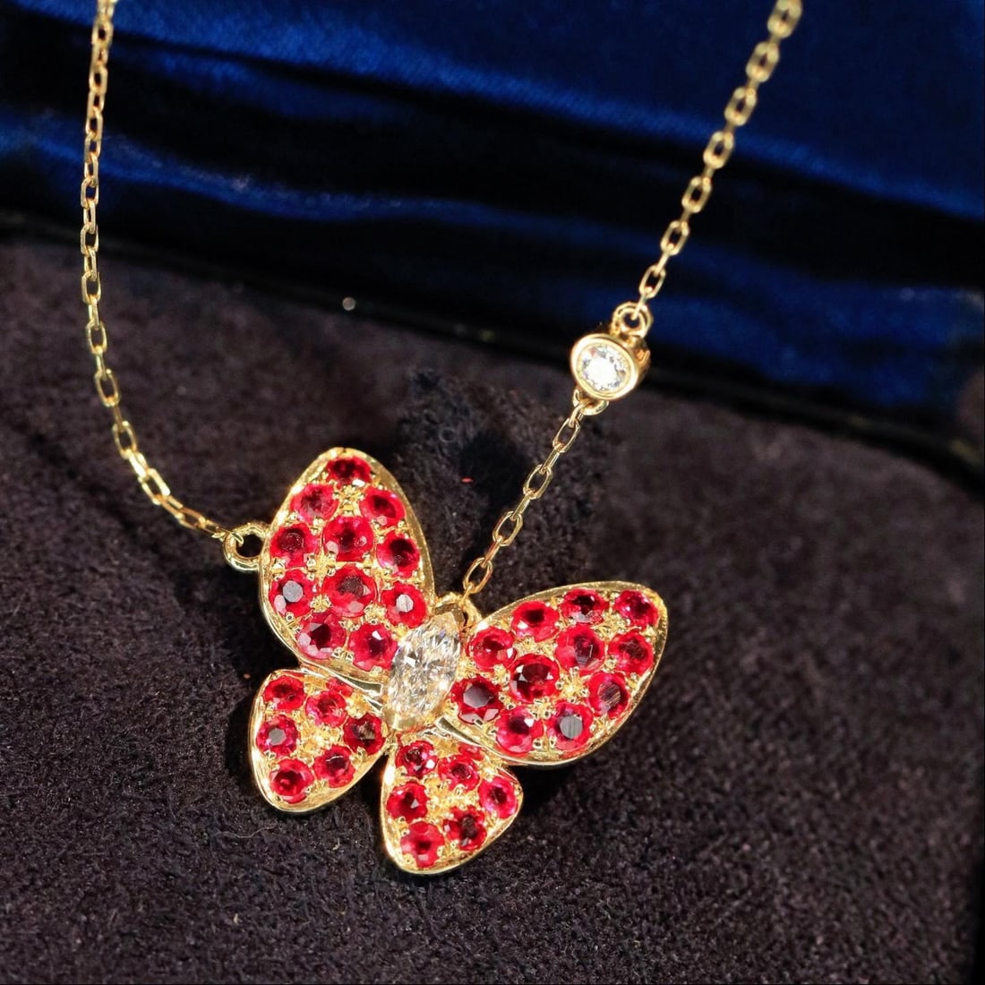 14k Gold 1.31 Ctw Natural Ruby & Diamond & Butterfly Necklace: Ref:231186134 // gold content:14k gold // main gemstone:ruby // shape:round // carat weight:1. 18ct // color:red // treatment:natural // cut grade:g // // adjacent gemstone 2 : diamond //