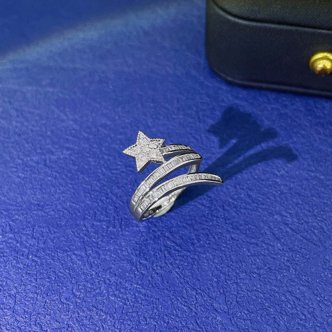 14k Gold 0.32 Ctw Natural H Diamond Ring - 3