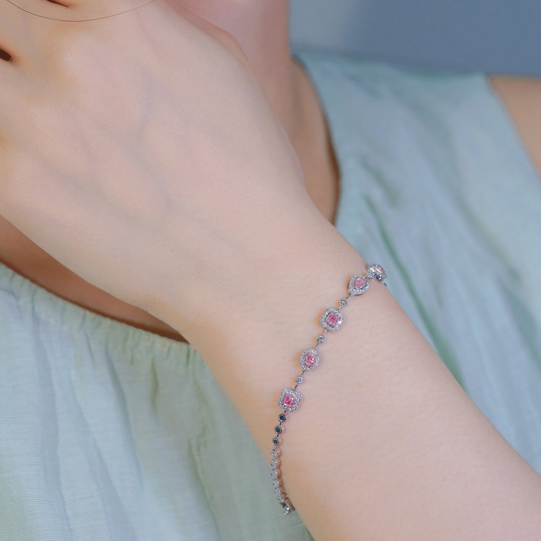 14k Gold 1.35 Ctw Natural Pink Diamond & Diamond Bracelet - 8
