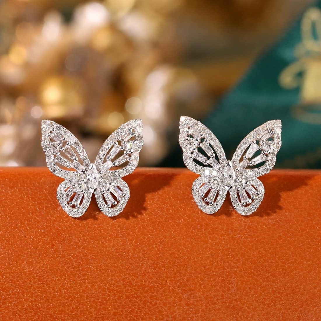 14k Gold 0.64 Ct Natural H Diamond & Butterfly Earrings: Ref:231186141 // gold content:14k gold // main gemstone:diamond // shape:multiple // carat weight:0. 64ct // clarity grade:vs-si // color:h // treatment:natural // Condition: New Low Estimate: