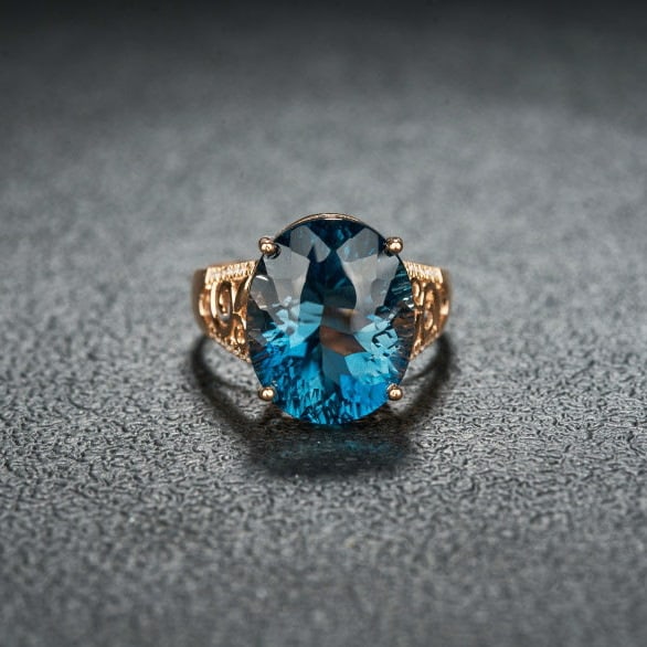 14k Gold 14.55 Ct Natural Topaz & Diamond Ring - 4