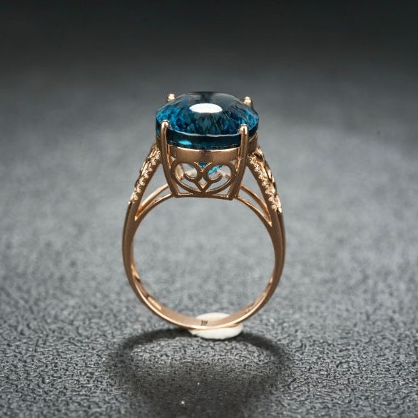 14k Gold 14.55 Ct Natural Topaz & Diamond Ring - 9
