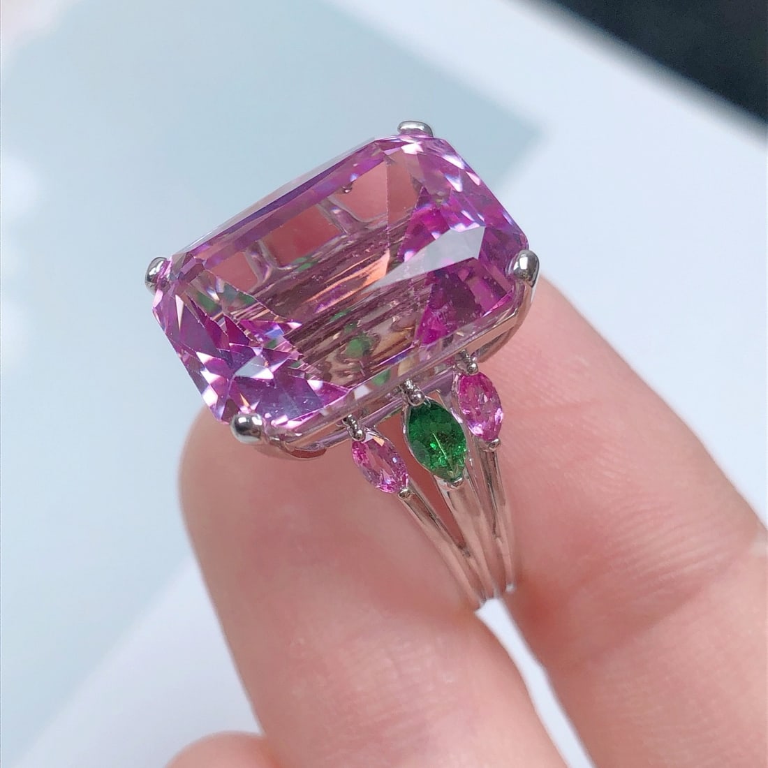14k Gold 18.56 Ctw Natural Kunzite & Coloured Gemstone Ring - 7
