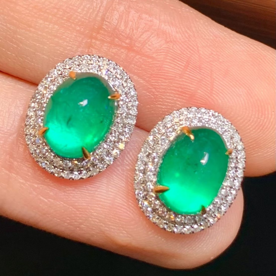 14k Gold 3 Ct Natural Emerald & Diamond Earrings - 2