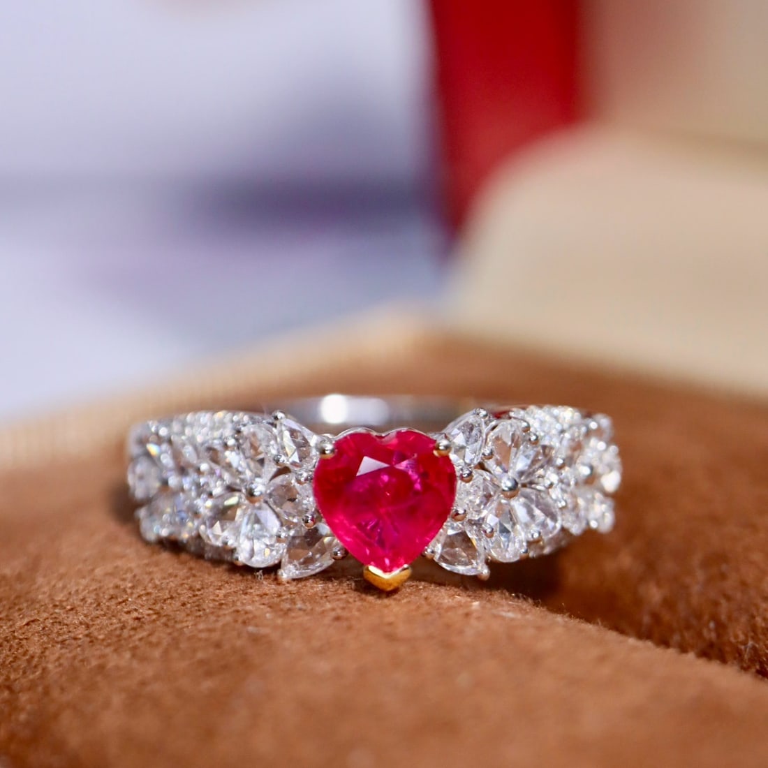 14k Gold 1.14 Ctw Natural Ruby & Diamond Ring: Ref:231186170 // gold content:14k gold // ring size:7. 25us // // main gemstone:ruby // shape:heart // carat weight:0. 67ct // color:red // treatment:natural // // adjacent gemstone 2 : diamond //