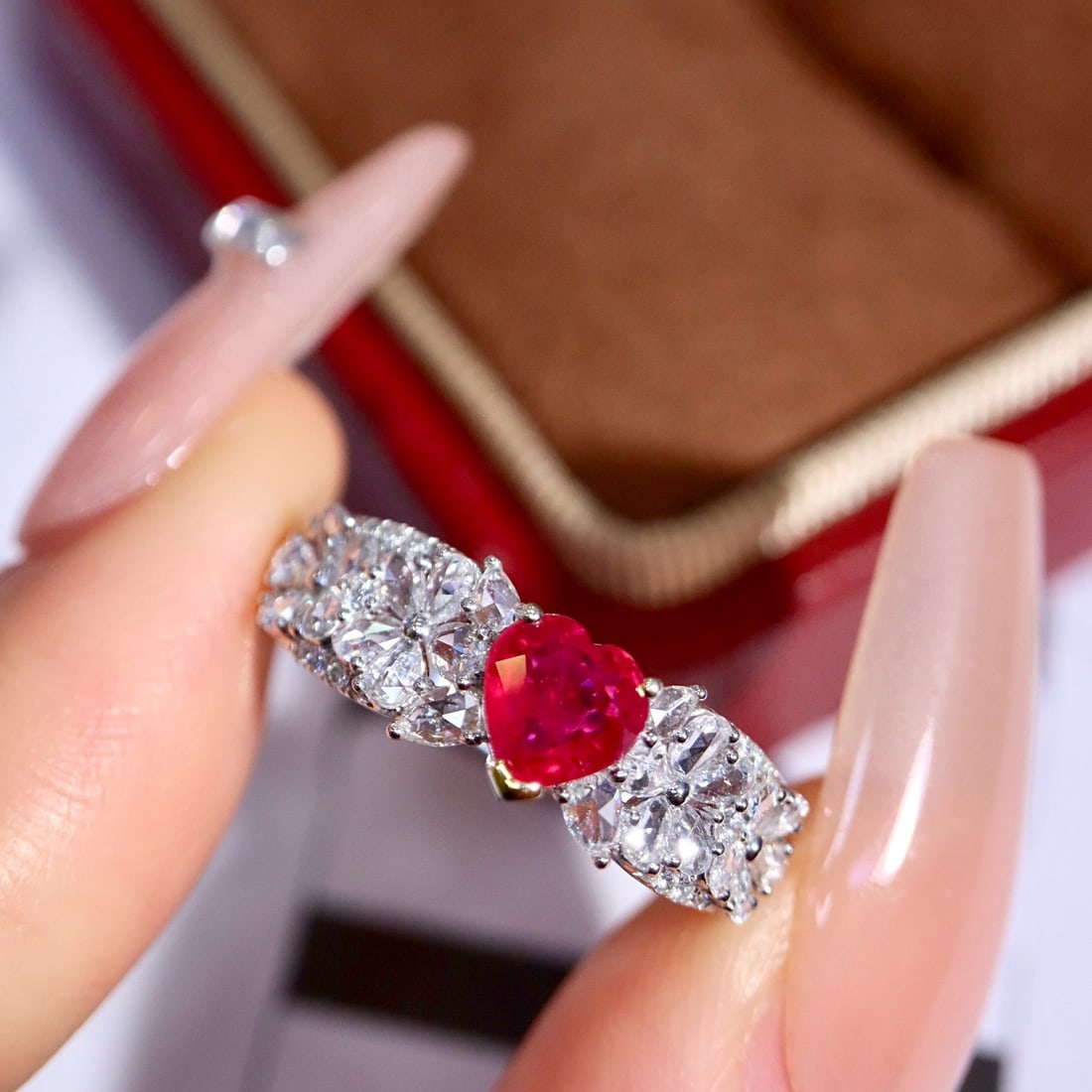 14k Gold 1.14 Ctw Natural Ruby & Diamond Ring - 6